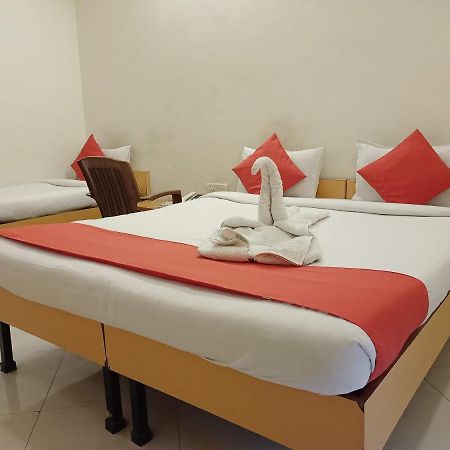 Hotel Wayfare Shirdi Eksteriør bilde
