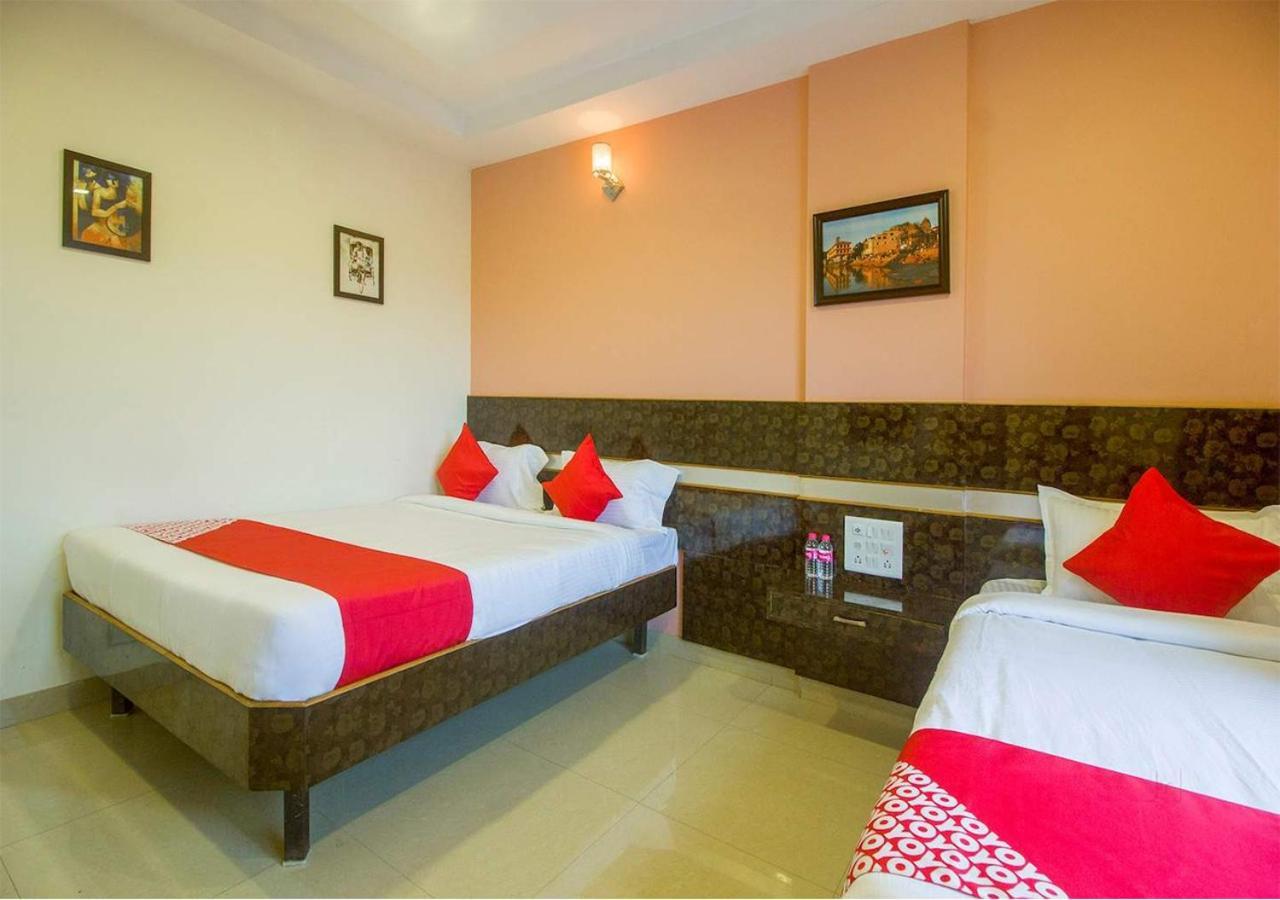 Hotel Wayfare Shirdi Eksteriør bilde