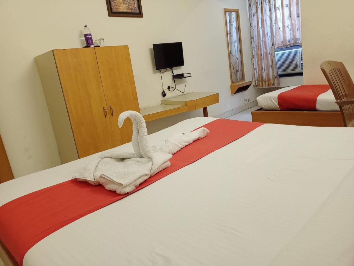 Hotel Wayfare Shirdi Eksteriør bilde