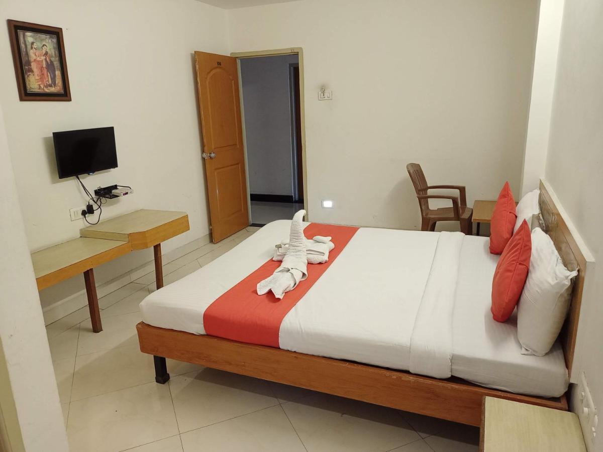 Hotel Wayfare Shirdi Eksteriør bilde