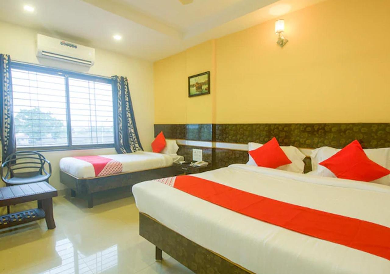 Hotel Wayfare Shirdi Eksteriør bilde